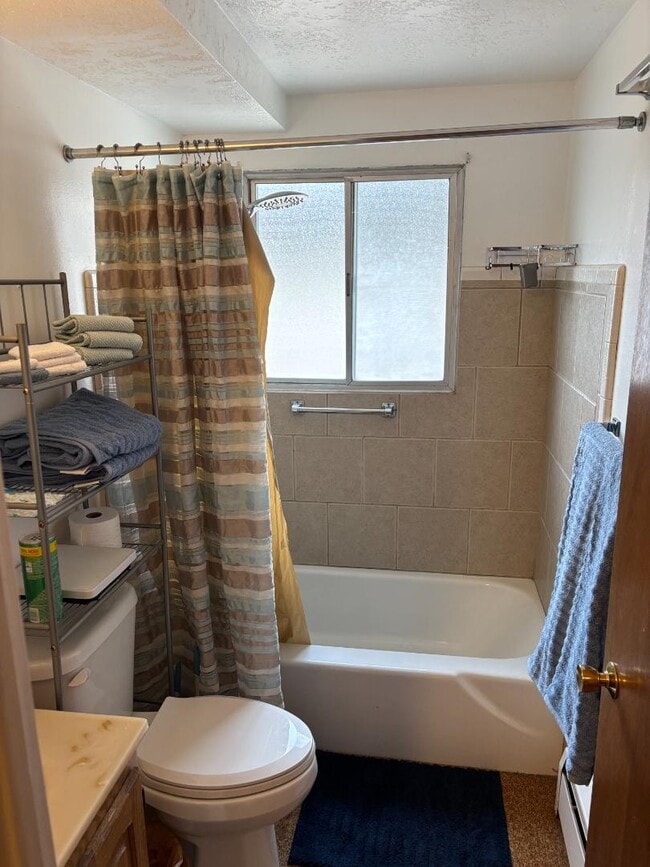 Building Photo - 1171 Walnut St