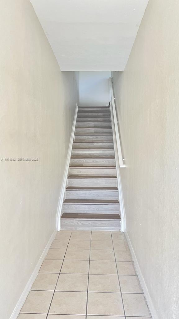 Building Photo - 120 SW Peacock Blvd