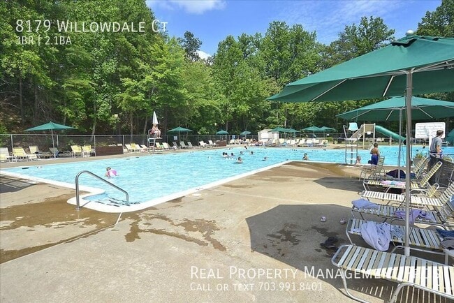 Building Photo - 8179 Willowdale Ct
