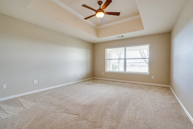 Building Photo - 9109 Perimeter Dr