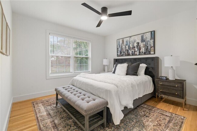 Building Photo - 2790 Sardis St