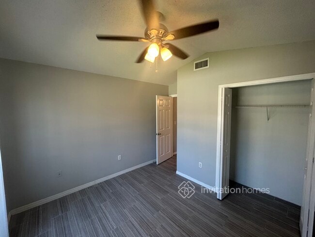 Building Photo - 6511 Shepherd Oaks Rd
