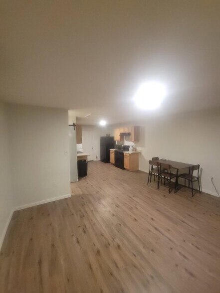 Building Photo - 4175 Elizabeth Park Ct