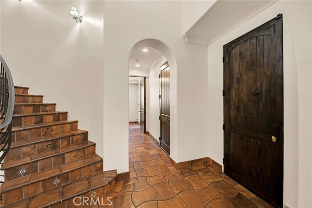 Building Photo - 221 Vía Alameda