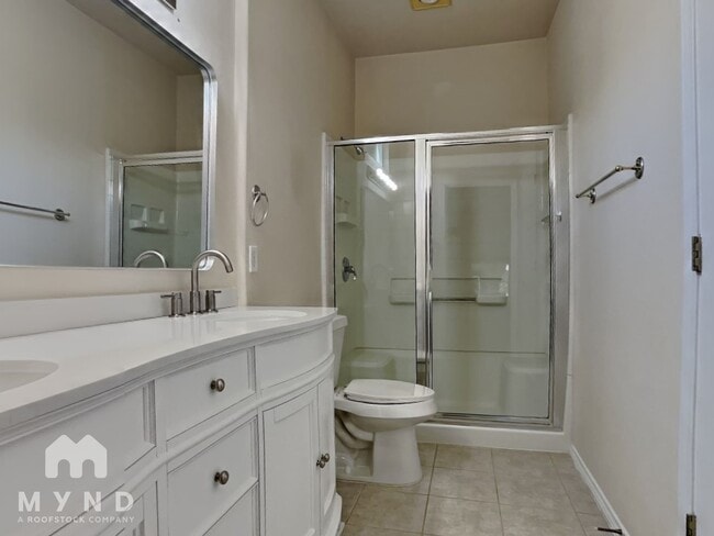Building Photo - 115 Ranier Ln