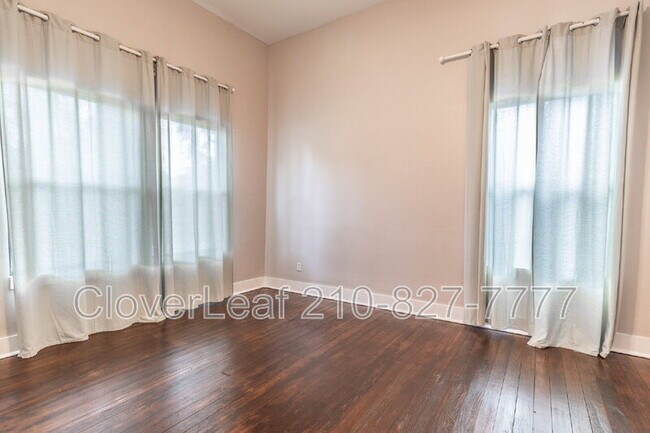 Building Photo - 242 Furnish Ave