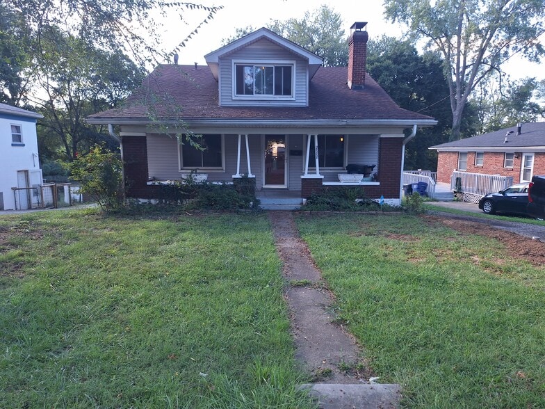 Front of Home - 2908 Wurtele Ave