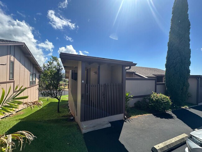 Building Photo - 3 BD / 2 BA Townhome in Aiea!!!