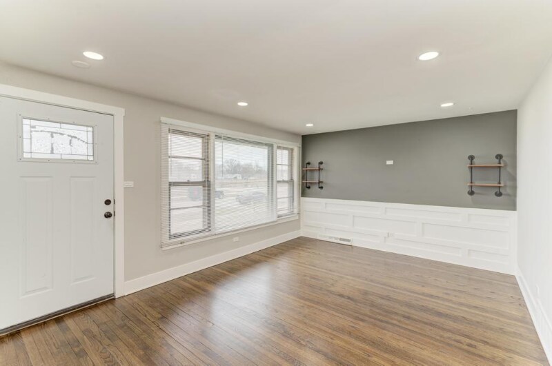 Building Photo - 11209 S Laflin St