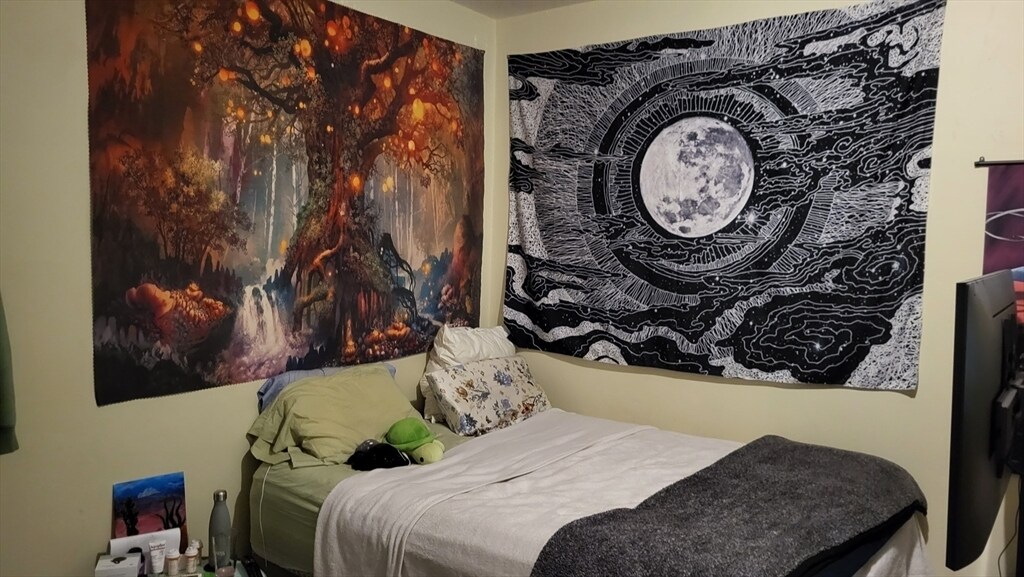 Building Photo - 12 Linden St