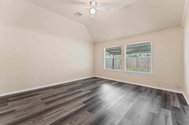 Building Photo - 5422 Melody Park