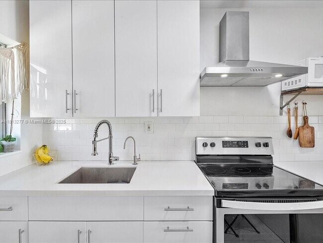 Building Photo - 421 Grand Concourse