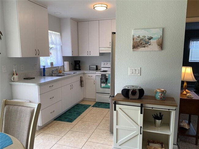 Building Photo - 18094 Ackerman Ave