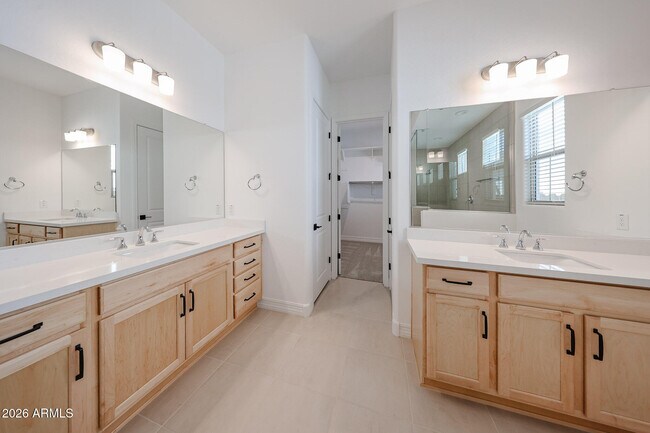 Building Photo - 26203 N 76th Ave