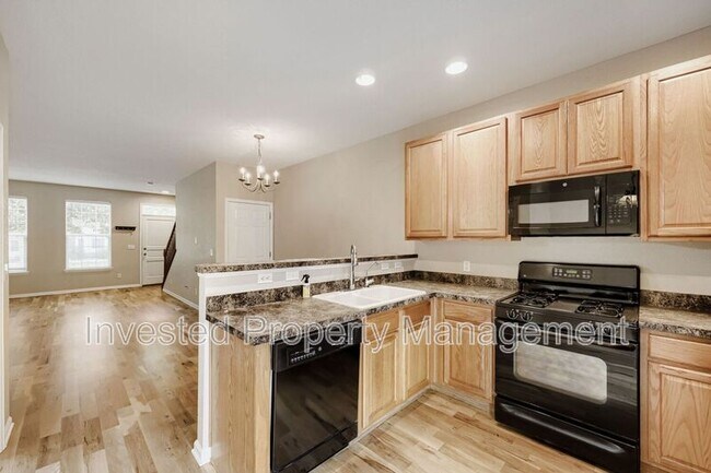 Building Photo - 3939 W 118th Pl