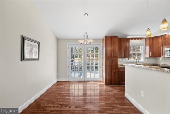 Building Photo - 507 Lindsay Ct