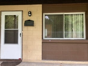 Building Photo - Free rent promotion-2 Beds 1 Bath Apartment Rental in Parkview area of Newport News