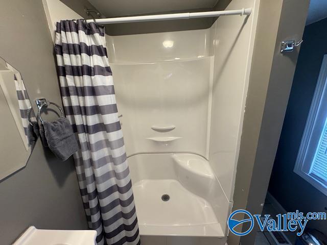 Building Photo - 2700 9th Ave SW