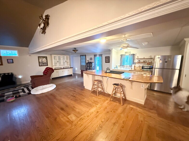 Building Photo - 115 Morningstar Ln