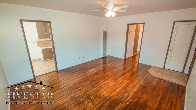 Building Photo - 209 Blomquist Dr