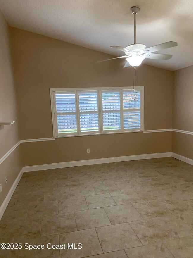 Building Photo - 1847 Abbeyridge Dr