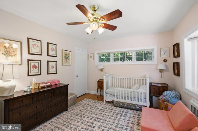 Building Photo - 5201 Brookeway Dr