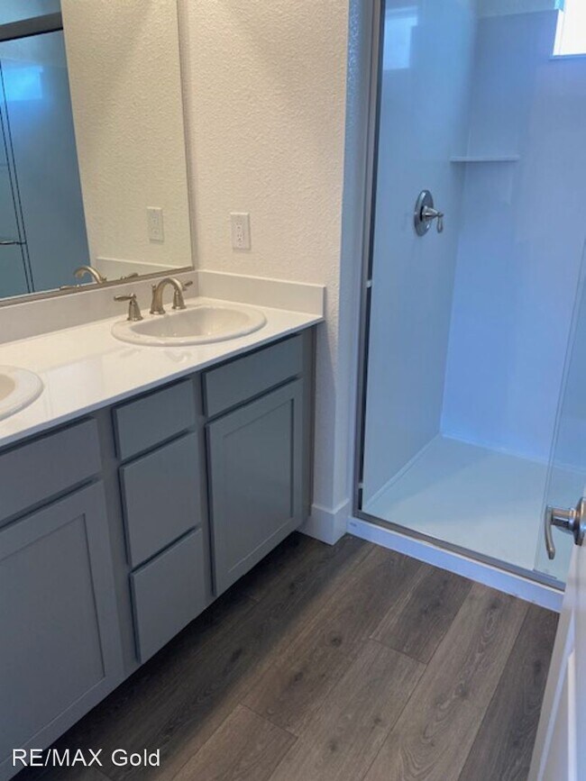 Building Photo - 3 br, 2.5 bath House - 1982 Amazonite Drive