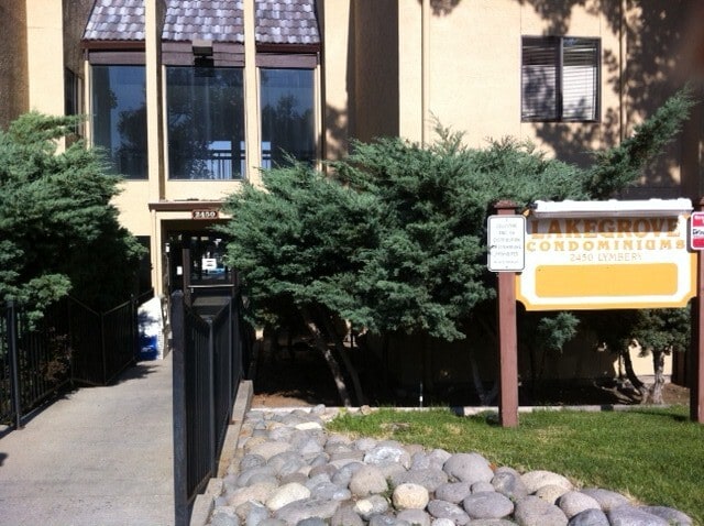 Building Photo - 2450 Lymbery St