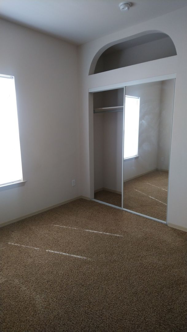 Building Photo - 6700 Cabana Del Sol Dr