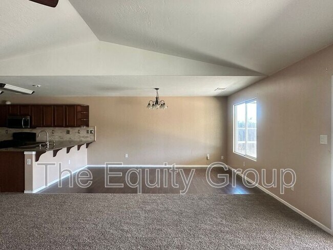 Building Photo - 1253 S Monterey Ave