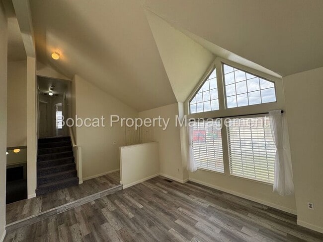 Building Photo - 4123 Sweetwater Dr