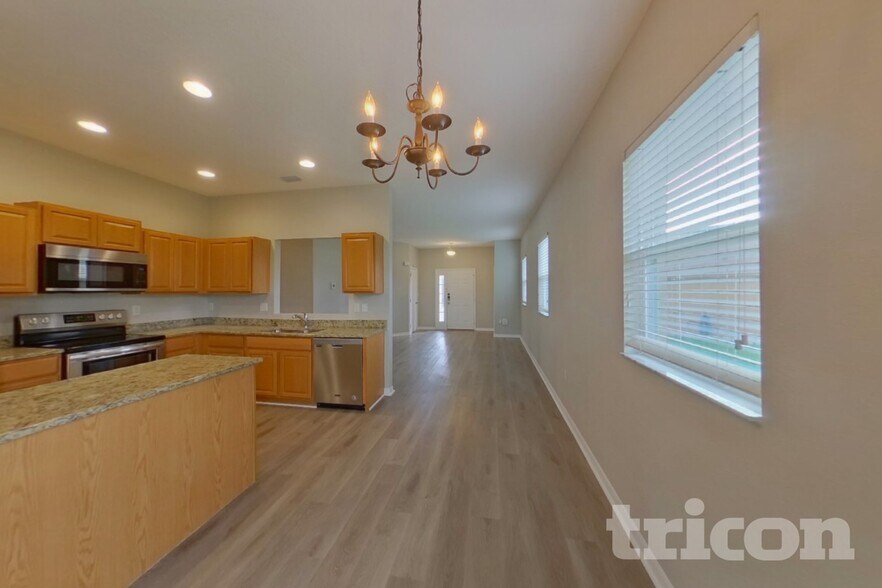 Building Photo - 13253 Waterford Castle Dr