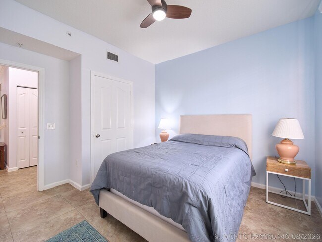 Building Photo - 1108 Myrtlewood Cir E