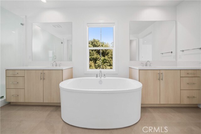 Building Photo - 360 Riverbend