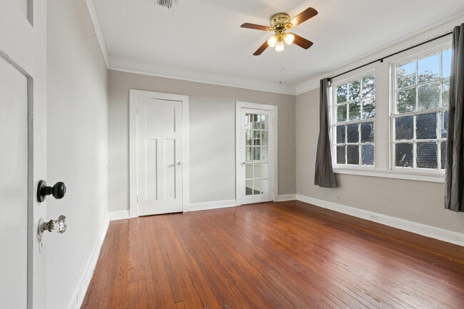 Building Photo - 2832 Palmer Ave