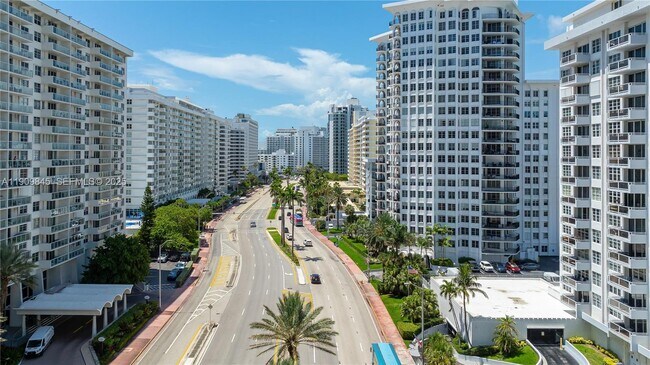 Building Photo - 5700 Collins Ave