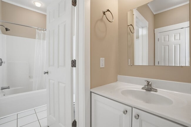 Building Photo - Fully Furnished Home on Tybee Island for Lease!