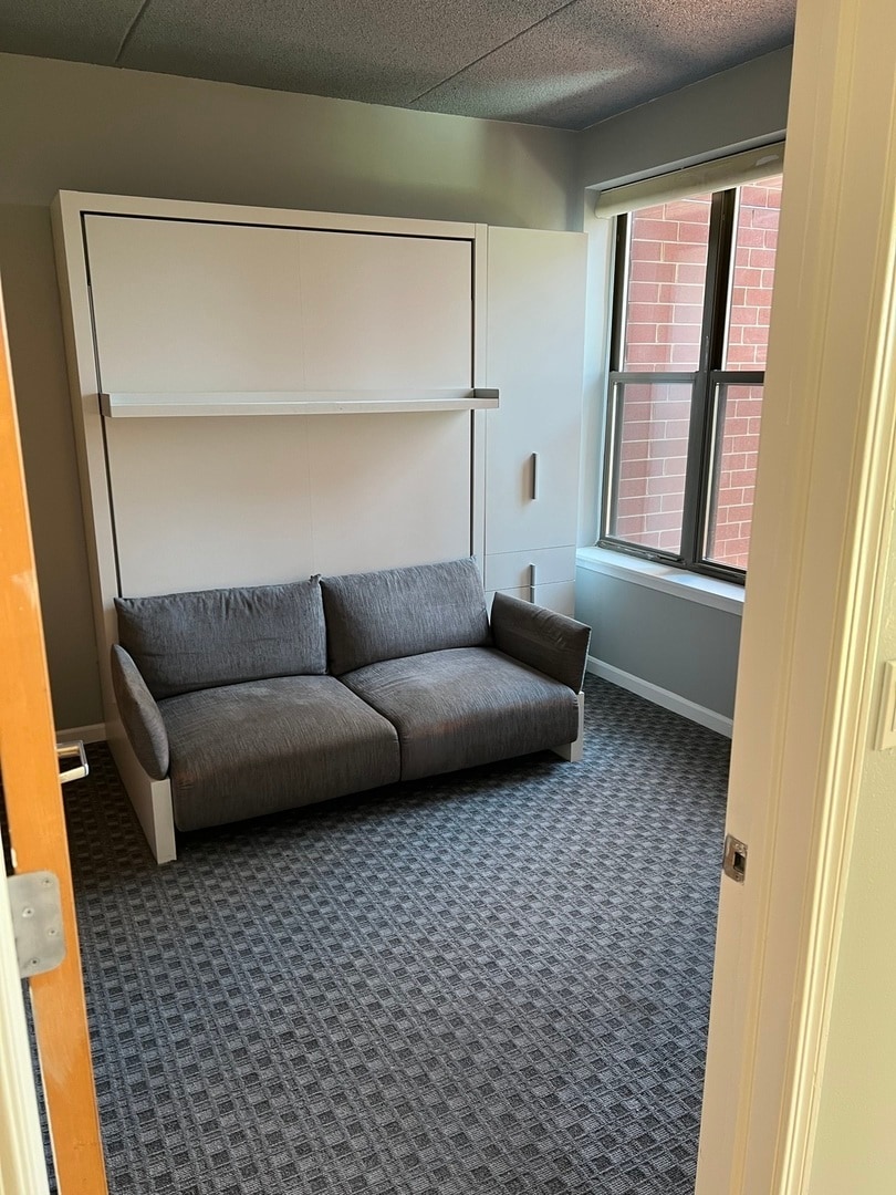 Building Photo - 1250 S Indiana Ave