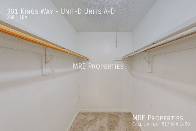 Building Photo - 301 Kings Way Dr