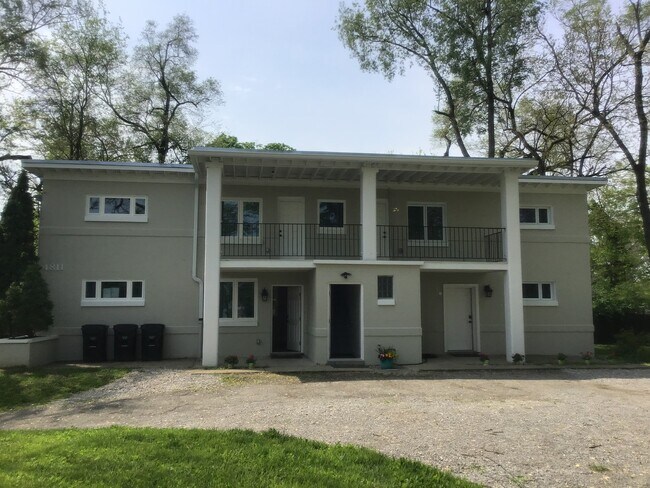 Building Photo - 4811 Stafford St