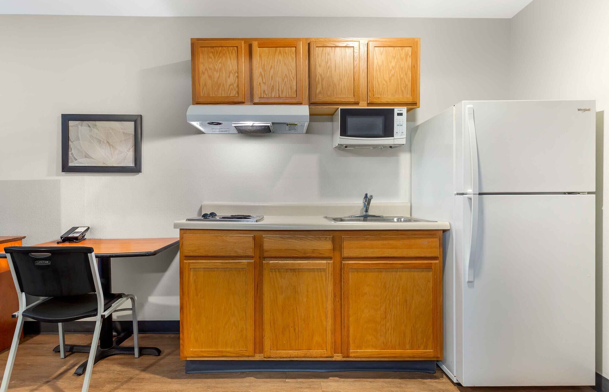 Building Photo - Furnished Studio-Fort Myers