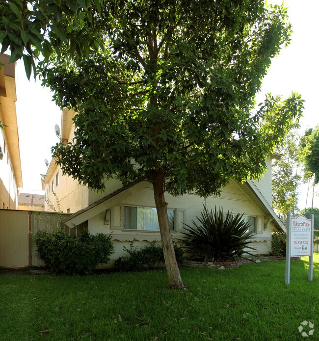 Roberts Place Apartments 954 S Roberts St Anaheim CA 92802