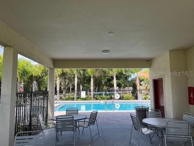 Building Photo - 2725 Silver Canoe Dr
