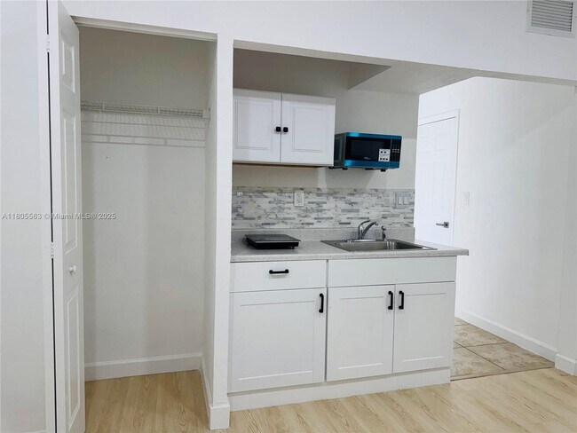 Building Photo - 11510 SW 240th Terrace