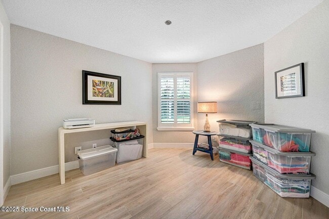 Building Photo - 102 Caledonia Dr