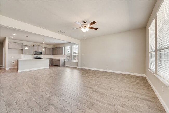 Building Photo - 270 Irish Moss Dr