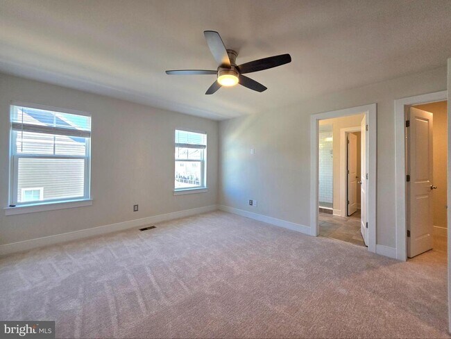 Building Photo - 1552 Meadowlark Glen Rd