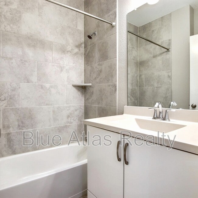 Building Photo - 5948 Morning Star Pl