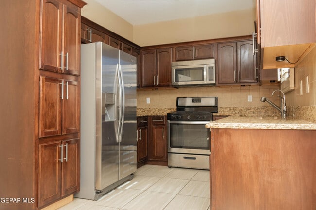 Building Photo - 14696 Ava Leigh