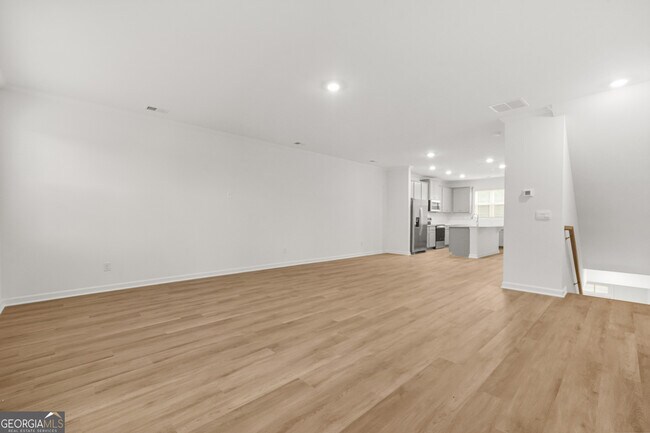 Building Photo - 1309 Lakota Pl